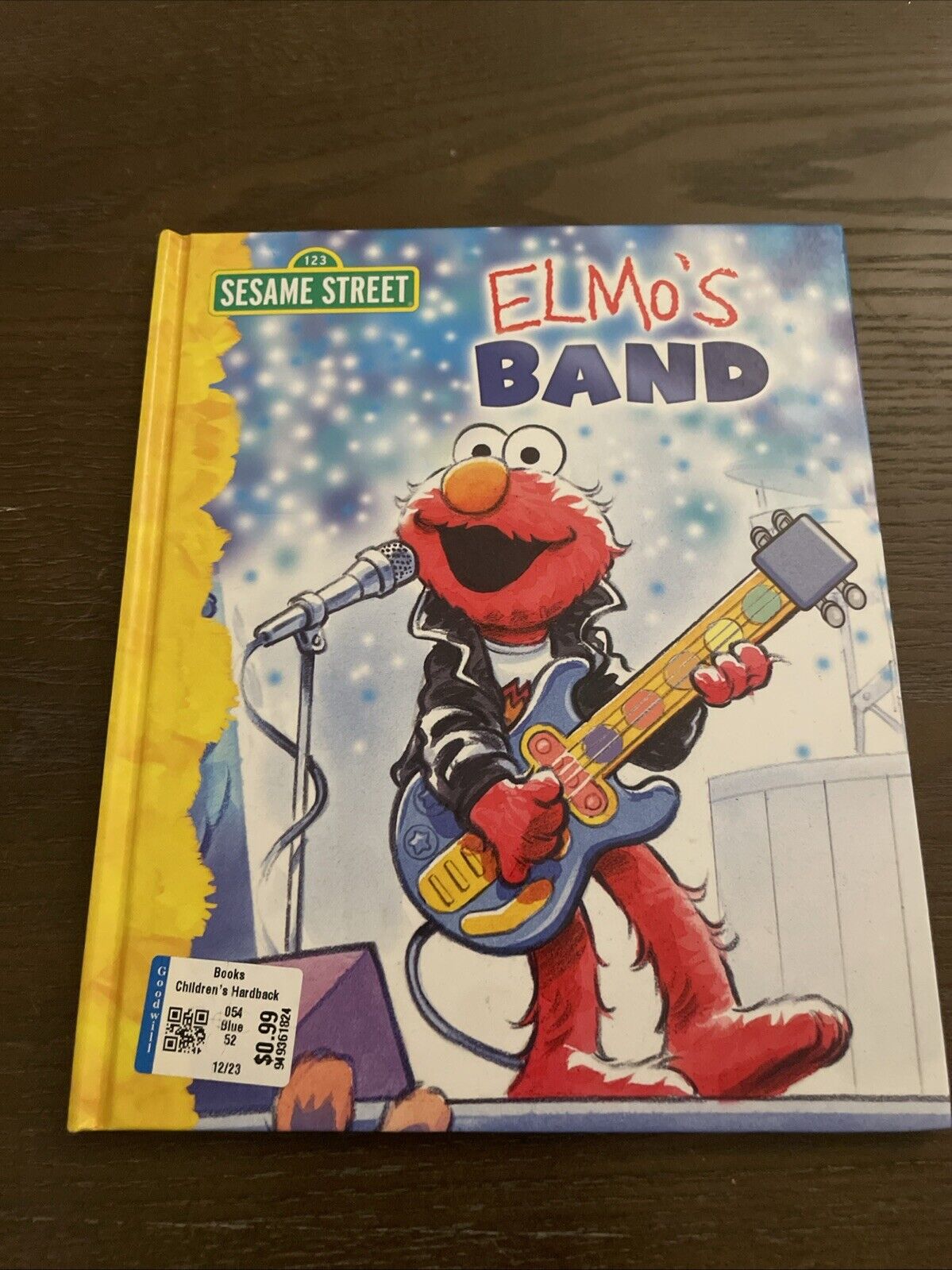 Sesame Street Workshop Elmo’s Band